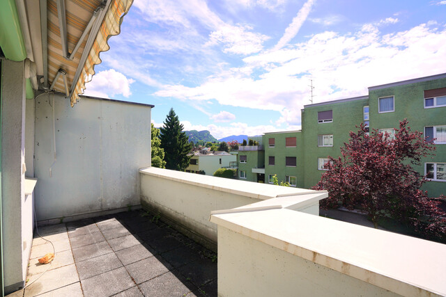 2-Zimmer-Wohnung mit großer Dachterrasse und Tiefgaragenplatz