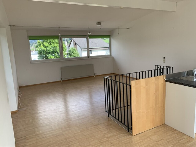 Schöne sonnige 2-geschoßige 3-Zimmer Wohnung in Wolfurt zu vermieten