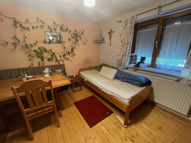 Willkommen in Ihrem neuen Zuhause – genießen Sie naturnahes Wohnen in seiner schönsten Form.“