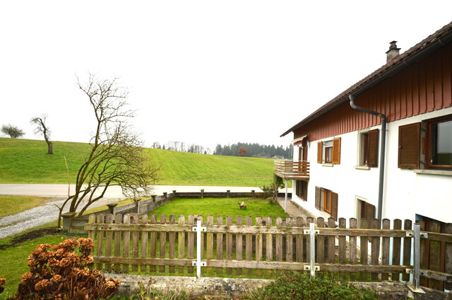 Willkommen in Ihrem neuen Zuhause – genießen Sie naturnahes Wohnen in seiner schönsten Form.“