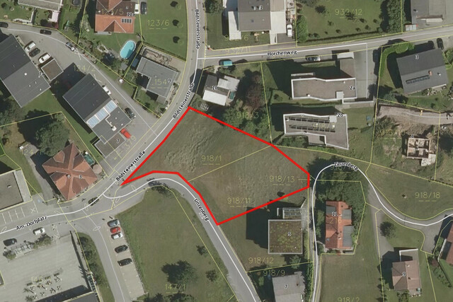 Traumgrundstück am Dorfplatz in Schwarzach