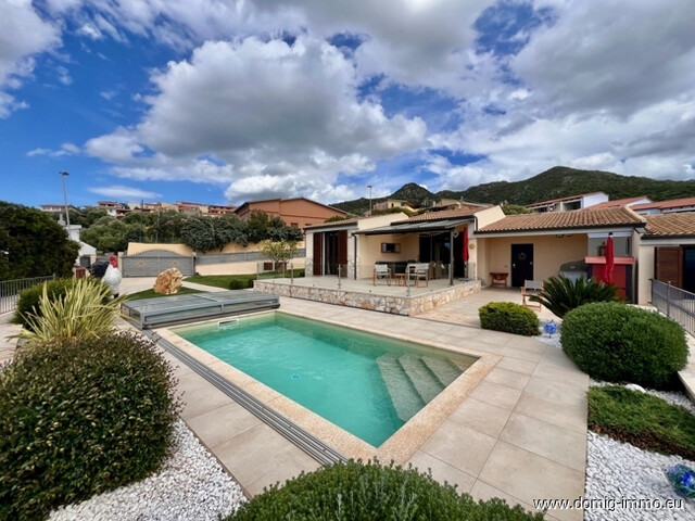 Mediterranes Anwesen mit Meerblick – in Badesi, Sardinien