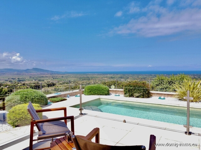 Mediterranes Anwesen mit Meerblick – in Badesi, Sardinien