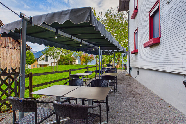 Neues Leben im traditionellen Gasthof Löwen in Röns