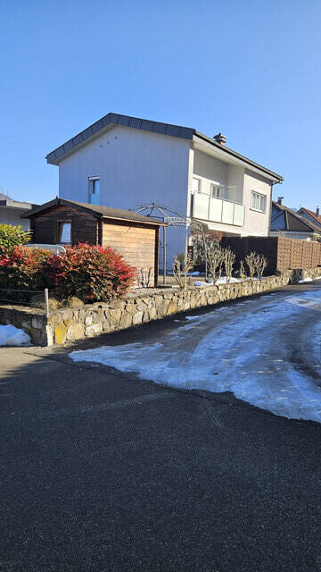 Saniertes Einfamilienhaus mit Balkon, Terrasse, Garten, Abstellraum, Keller &amp; Dachboden