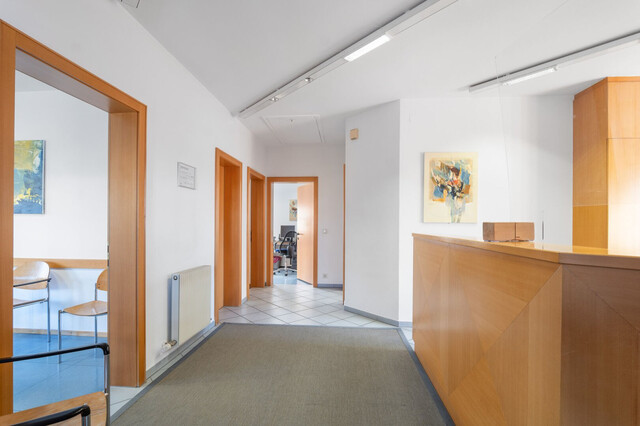 Attraktiver Bungalow - ehemalige Praxis in Rankweil: 5 Zimmer, Bergblick und flexible Raumgestaltung!