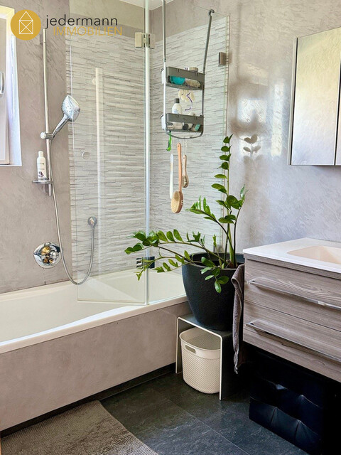 DORNBIRN: CHARMANTES ZUHAUSE MIT HERZ! LIEBEVOLL SANIERTES HAUS IM ROHRBACH.