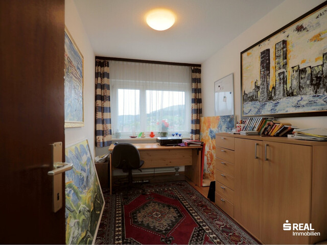 Großzügige 3,5-Zimmer-Dachgeschoßwohnung mit Weitblick!