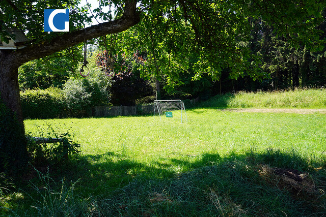 Außerordentlich schönes Grundstück in ruhiger Wohnlage