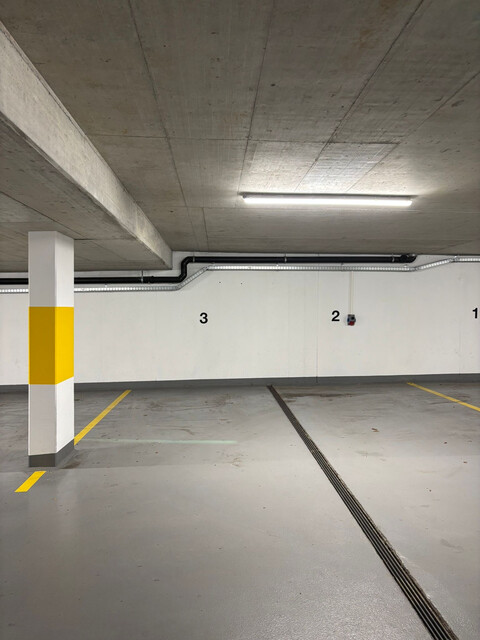 Moderne, helle 2-Zimmer Dachgeschosswohnung im Zentrum von Muntlix