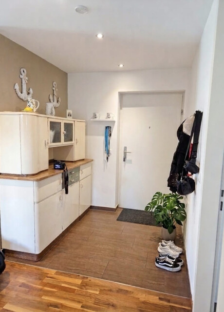 PRIVATVERKAUF- 3 Zimmer Gartenwohnung mit 2 Parkplätzen - PROVISIONSFREI 