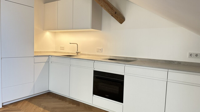 Traumhafte 2-Zimmer-Dachgeschosswohnung in neu renovierter Villa in Lochau am Bodensee zu vermieten