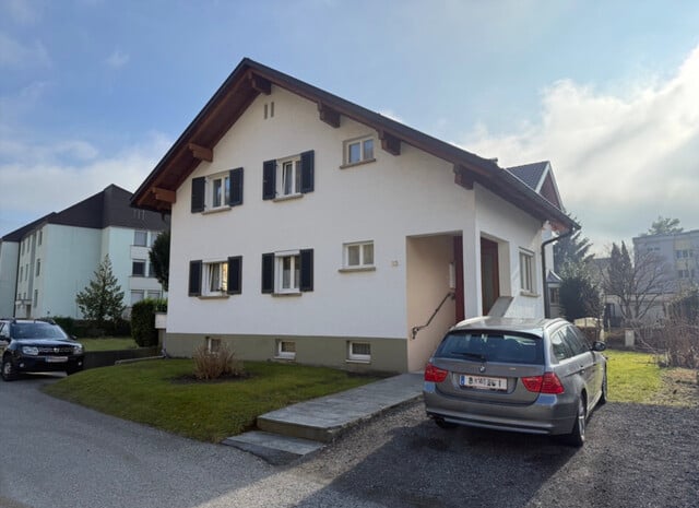 Kennelbach  |  600 m² Grund  |  2 Wohneinheiten  |  Saniert