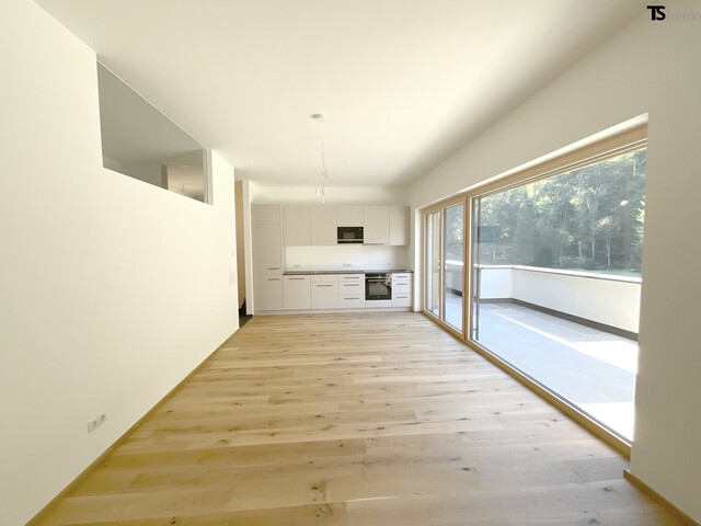 Tschagguns: Neuwertige 2-Zimmer-Dach-Terrassen-Wohnung ca. 50 m2 + Terrasse ca. 22 m2