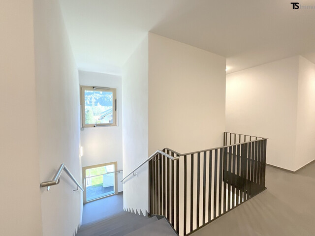 Tschagguns: Neuwertige 2-Zimmer-Dach-Terrassen-Wohnung ca. 50 m2 + Terrasse ca. 22 m2