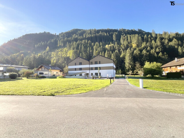 Tschagguns: Neuwertige 2-Zimmer-Dach-Terrassen-Wohnung ca. 50 m2 + Terrasse ca. 22 m2