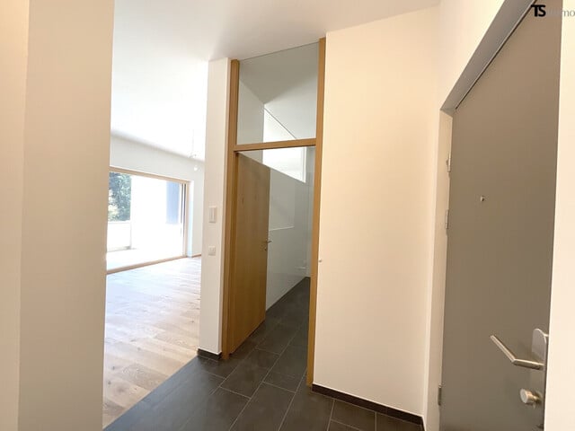 Tschagguns: Neuwertige 2-Zimmer-Dach-Terrassen-Wohnung ca. 50 m2 + Terrasse ca. 22 m2