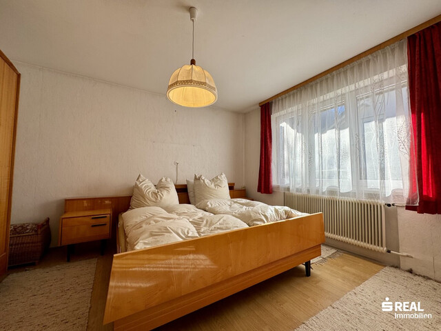 Großzügiges Mehrfamilienhaus mit vielseitigen Nutzungsmöglichkeiten