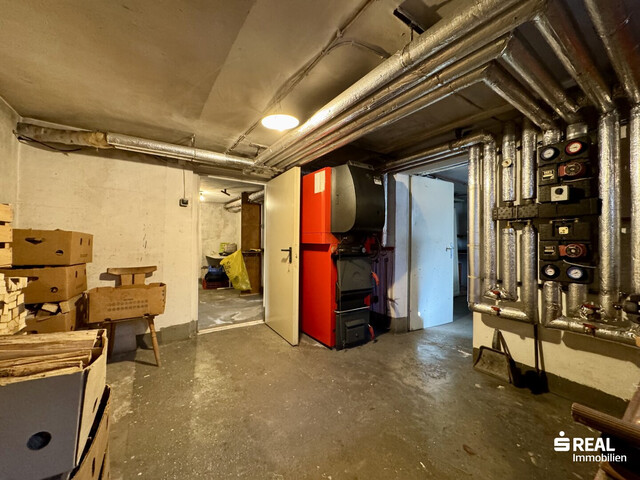 Großzügiges Mehrfamilienhaus mit vielseitigen Nutzungsmöglichkeiten