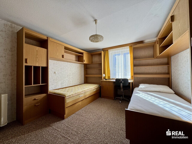 Großzügiges Mehrfamilienhaus mit vielseitigen Nutzungsmöglichkeiten