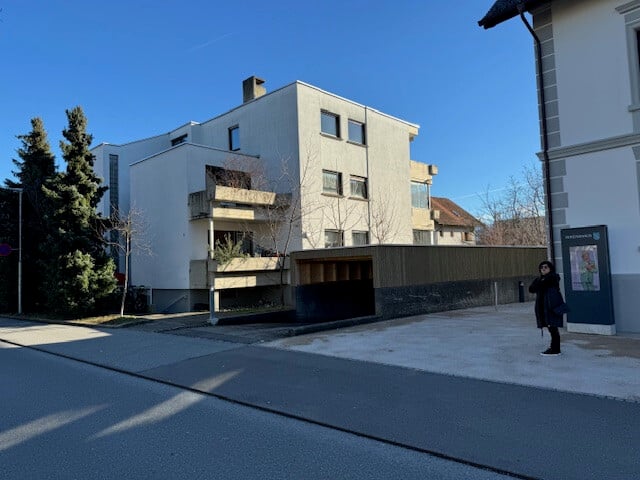 Wunderschöne, große 2-Zimmer DG-Wohnung im Zentrum von Lauterach mit super Rheintal Aussicht 