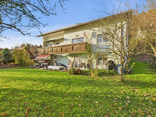 Grundstück in beliebter Hanglage in Klaus mit Altbestand