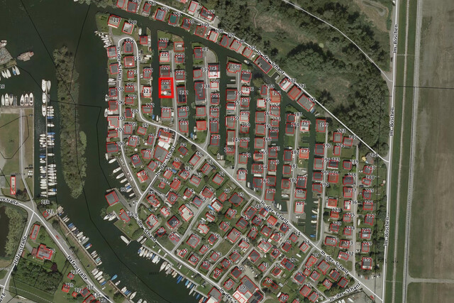 Direkt am Wasser: Exklusives Bootshaus mit Luxuskomfort