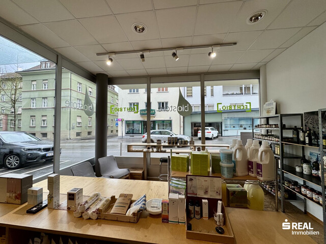 Attraktives Geschäftslokal in zentraler Lage