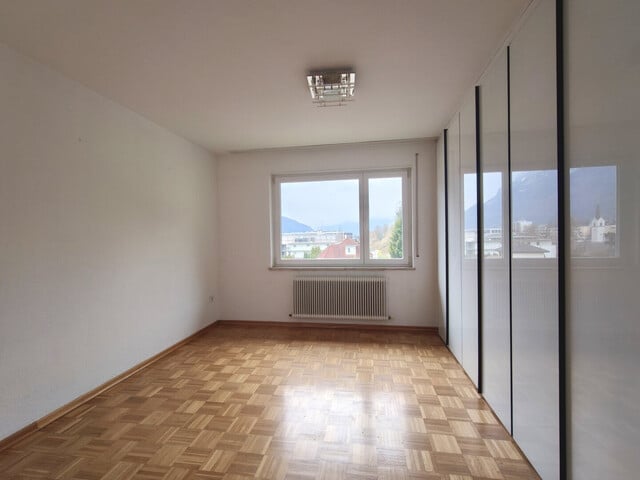 Großzügige 4-Zimmerwohnung in Feldkirch mit Balkon und Garage und herrlichem Ausblick!