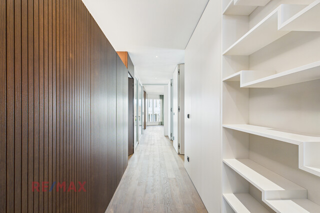 Penthouse Prestige: Das einzige Wohnrefugium auf der obersten Ebene