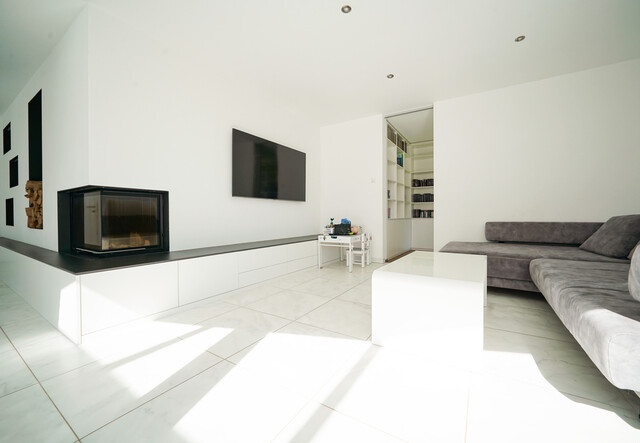 Elegantes Wohnhaus mit allen Annehmlichkeiten