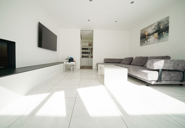 Elegantes Wohnhaus mit allen Annehmlichkeiten