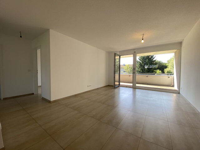 "ohne Provision" moderne, helle 2 Zimmer Wohnung mit großer Terrasse