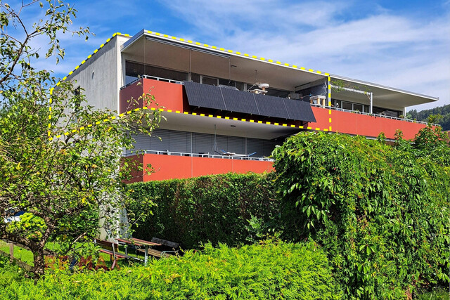 4-Zimmer-Dachgeschosswohnung mit Zukunft: Stromkosten sparen dank eigenem Balkonkraftwerk