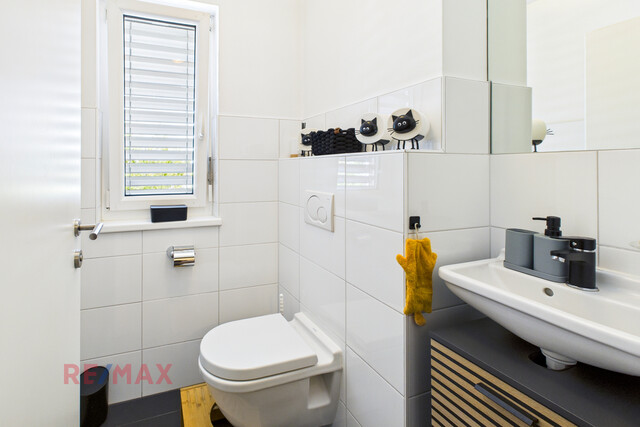 4-Zimmer-Dachgeschosswohnung mit Zukunft: Stromkosten sparen dank eigenem Balkonkraftwerk