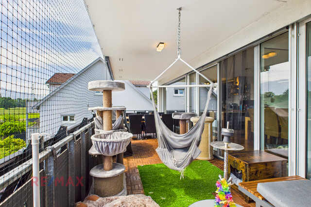 4-Zimmer-Dachgeschosswohnung mit Zukunft: Stromkosten sparen dank eigenem Balkonkraftwerk