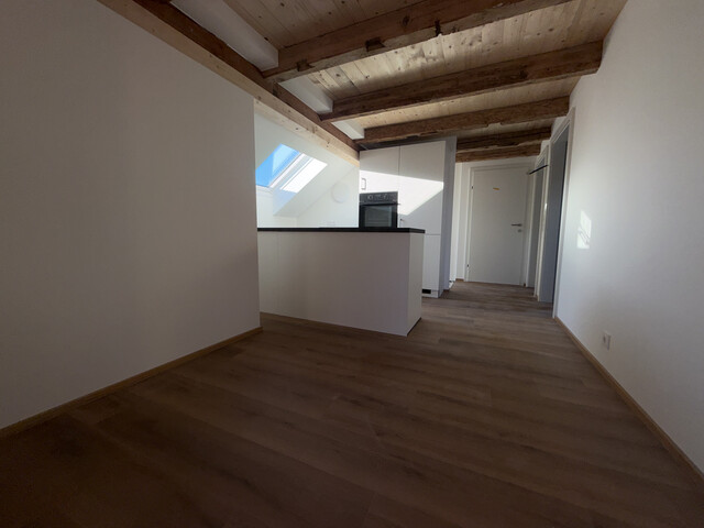 Neue Dachgeschosswohnung mit Charme in Dreiparteienhaus in Feldkirch/ Nofels