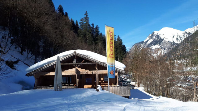 LEGENDÄRE APRE`S-SKI-BAR DIREKT AN DER SCHIPISTE