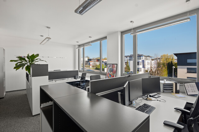 Ravensburg (DE) - Bürofläche im 1. OG mit ca. 500 m²                 
