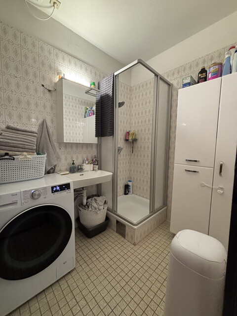 "ohne Provision" helle 2,5 Zimmer Wohnung