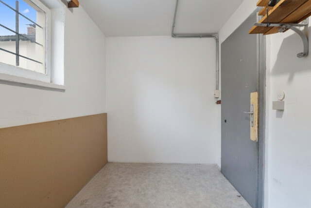 Haus in Rankweil mit Garten, Garage & Bergblick – Renovierungsprojekt mit viel Potential