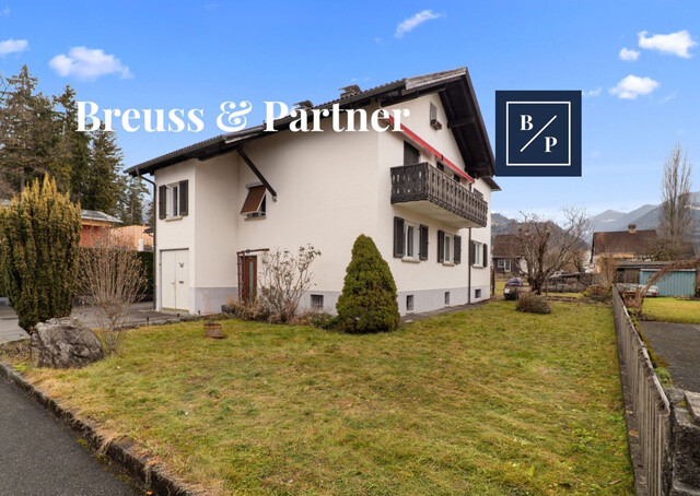 Haus in Rankweil mit Garten, Garage & Bergblick – Renovierungsprojekt mit viel Potential