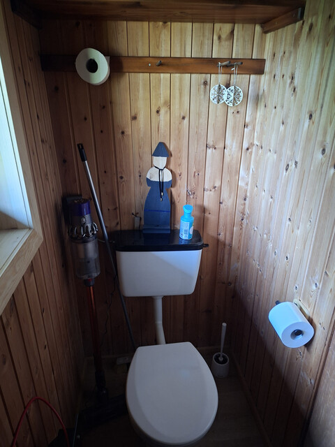 Uriges Ferienhaus in Alleinlage als Zweitwohnsitz zu vermieten