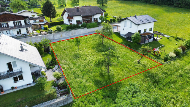 Traumhaftes Baugrundstück in Bestlage!