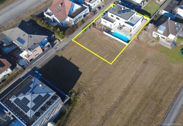 Hochwertiges Einfamilienhaus – stilvolles Wohnen auf großzügigen 850 m² Grund