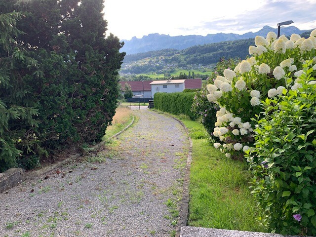 Haus in Tisis  für 1 Jahr - Wunderbare Aussicht, großer Garten, gleich bei der Grenze Lichtenstein