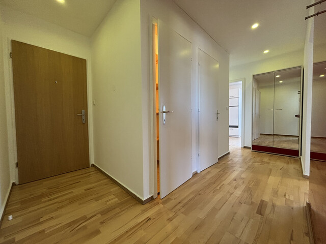 "ohne Provision" geräumige 2,5 Zimmer Wohnung mit Balkon