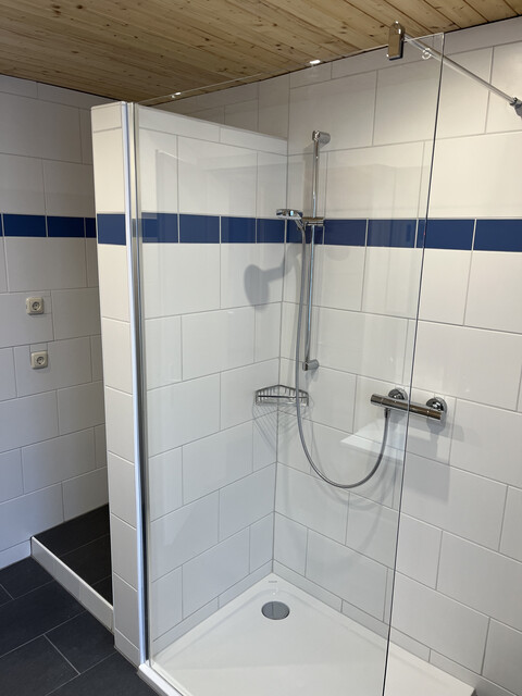 Neu renovierte 4-Zimmer Wohnung 100m² mit Balkon & Garage in Top-Lage!