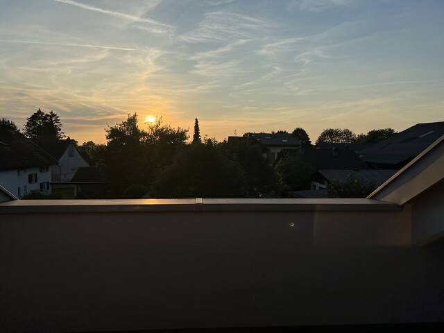 Hochwertig ausgestattete 2-Zimmer Dachgeschosswohnung in Lauteracher Kleinwohnanlage