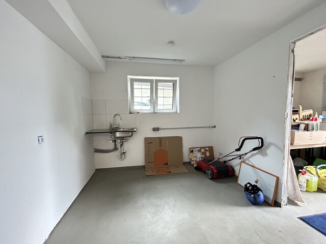 (5) Zimmer-Wohnung  |  Garten  |  Meiningen  | Garagenplatz